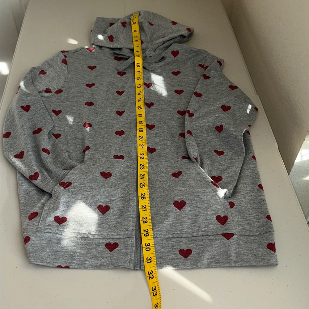 Style & Co. Gray Hoodie with Red Heart Pattern Size M. - Picture 10 of 16